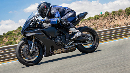 Мотоцикл Yamaha R1 Race